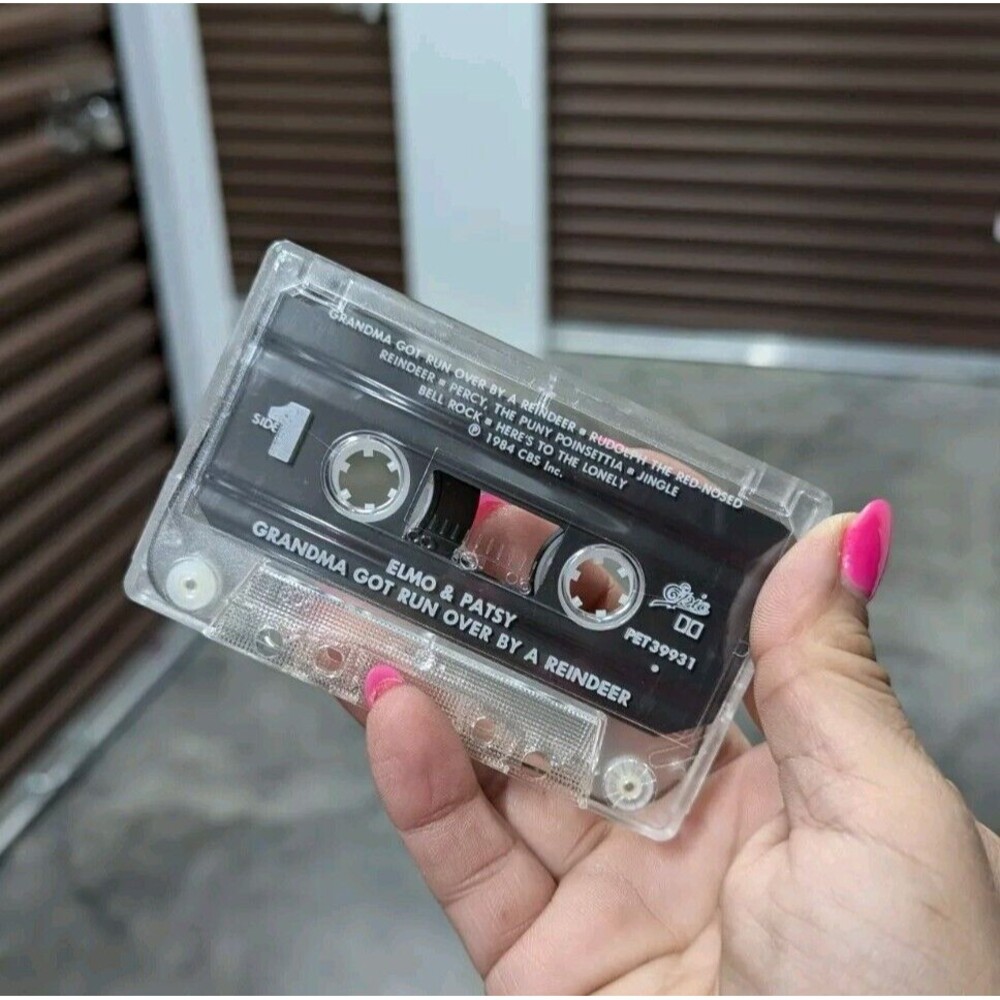 Elmo‎ & Patsy / Grandma Got Run Over By a Reindeer Cassette